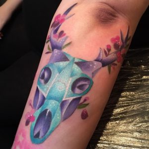 20 Cool Deer Skull Tattoos You'll Adore | Spiritustattoo.com